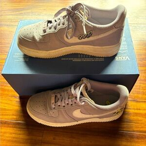 Nike Womens Size 9 Air Force 1 07 SE NN Amethyst Ash Purple AF1 042025